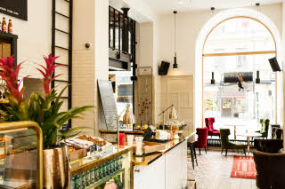 Hotel Café im Scandic Grand Central Stockholm