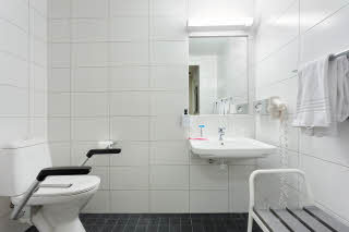 HCP-barrierefreies Badezimmer im Scandic Kristiansund