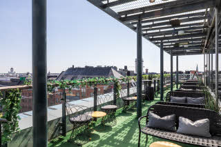 Monkey Rooftop Bar im Scandic Simonkenttä in Helsinki