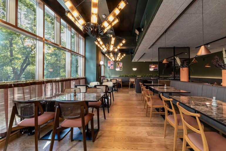 Restaurant II Centro im Scandic Helsinki Hub